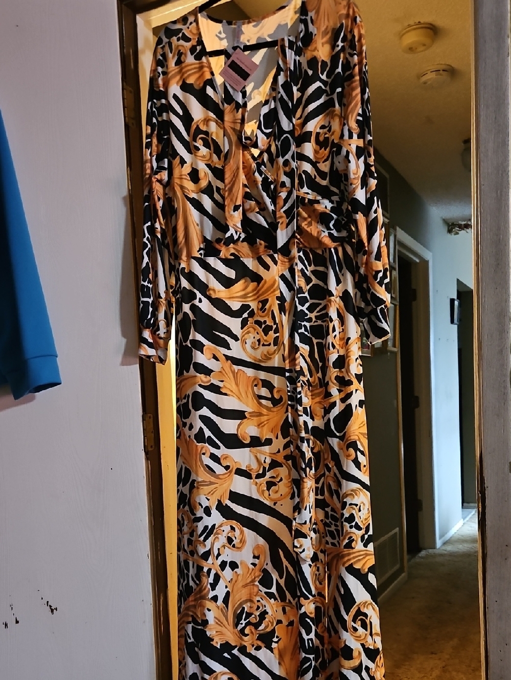 V-neckline with wrap style front